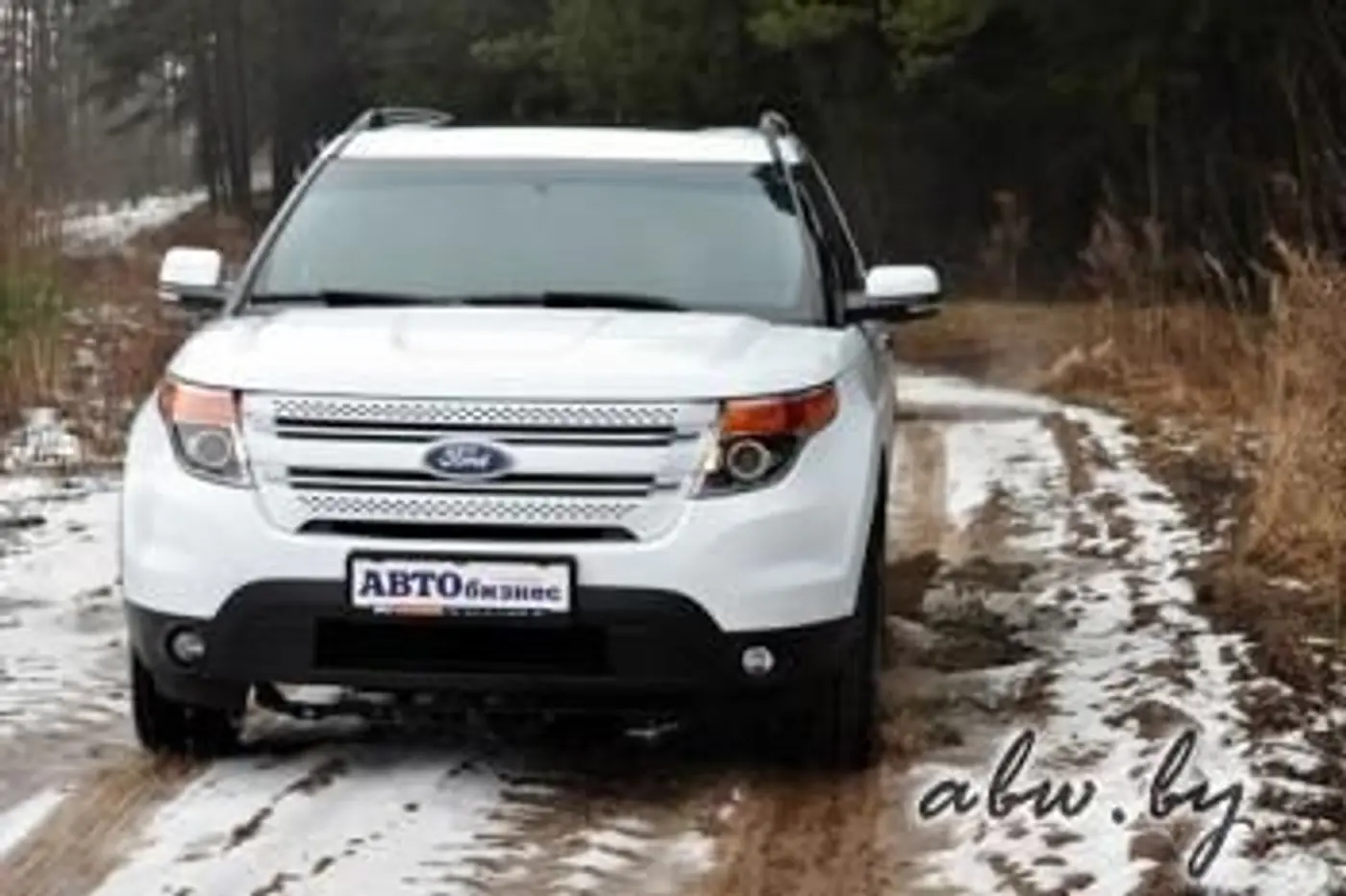 Ford Explorer: двухтонный смартфон, или Мечта туриста-дальнобойщика