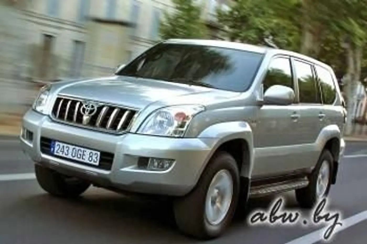 СП "Соллерс-Буссан" выпустило десятитысячную Toyota Land Cruiser Prado