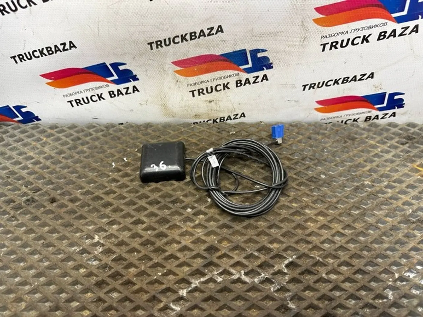 Антенна  к КамАЗ  2022