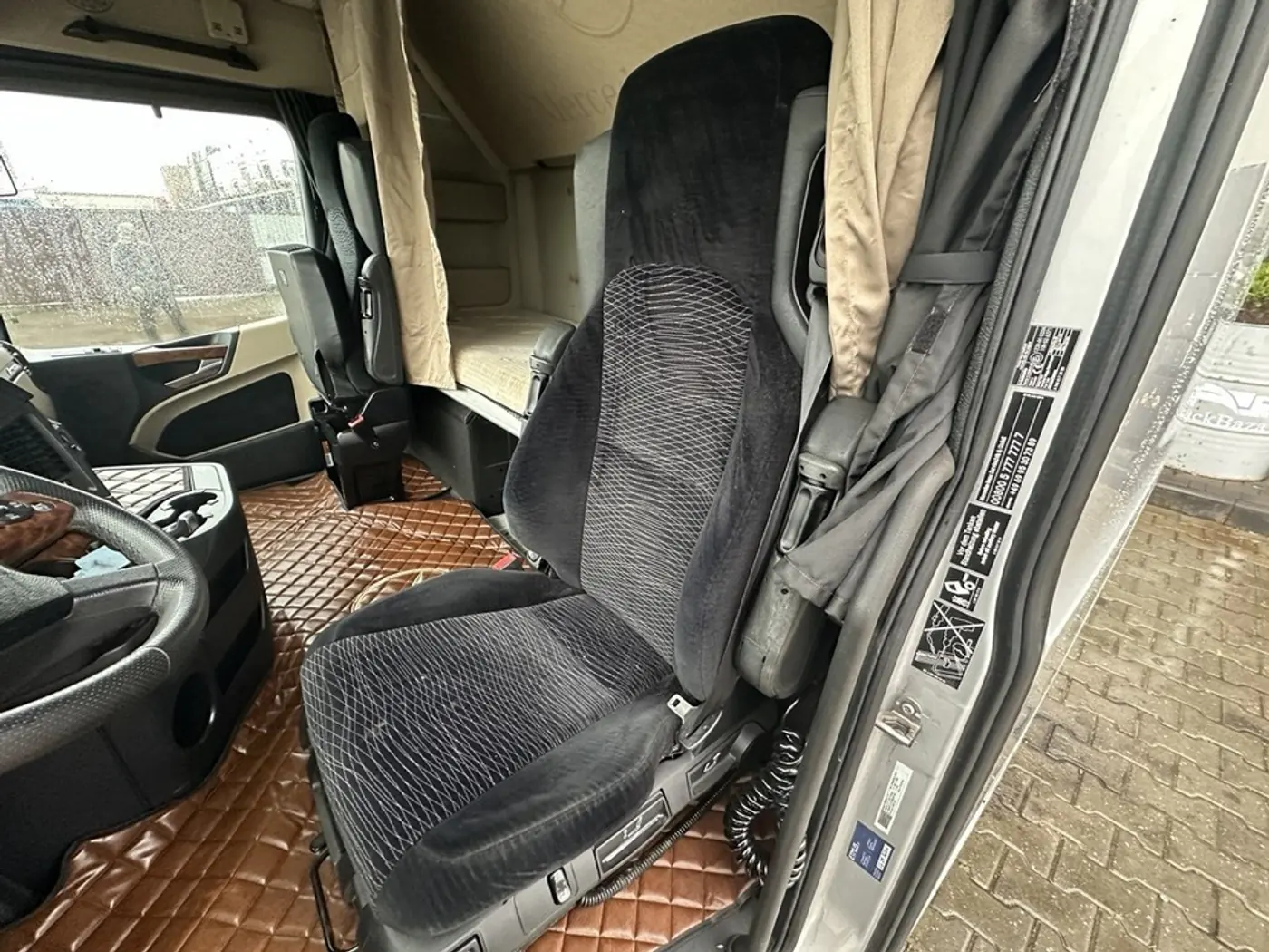 Сиденье переднее к Mercedes-Benz Actros 2013