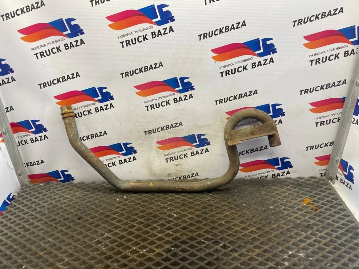 Патрубок к Scania  2004