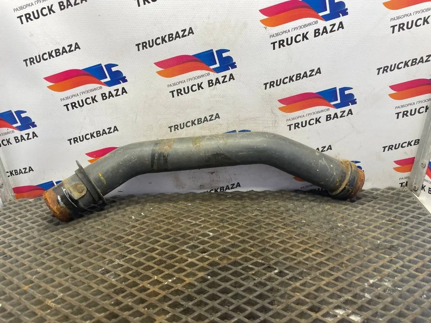 Патрубок к Renault Premium 1996