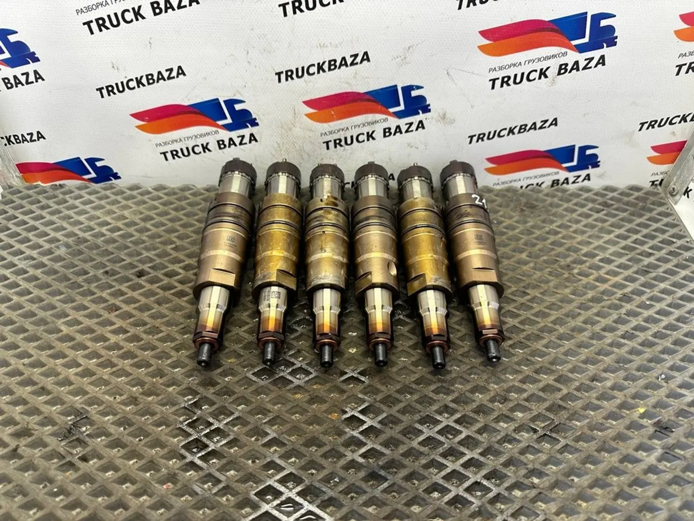 Форсунка к Scania  2004