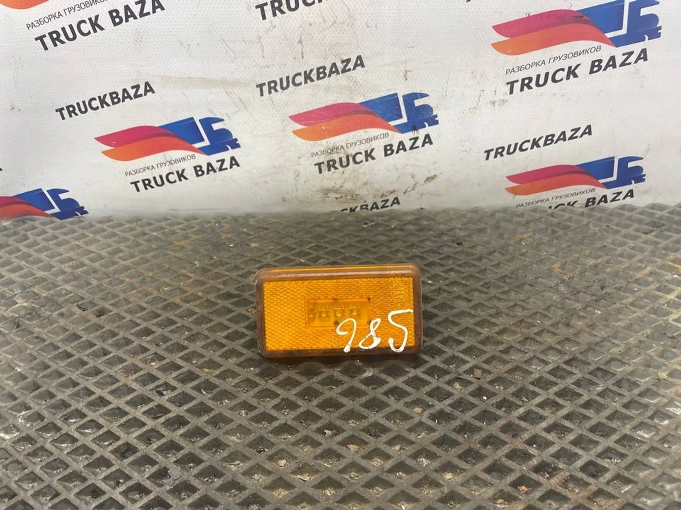 Габаритные огни к Scania  2004