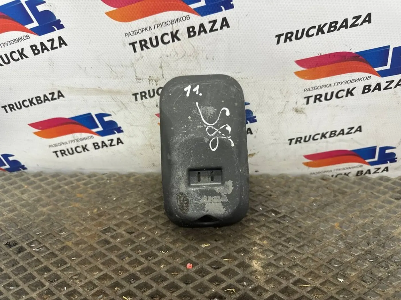 Крышка багажника к Scania  2011