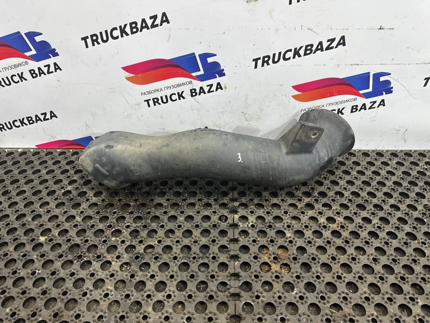 Патрубок к Scania  2004