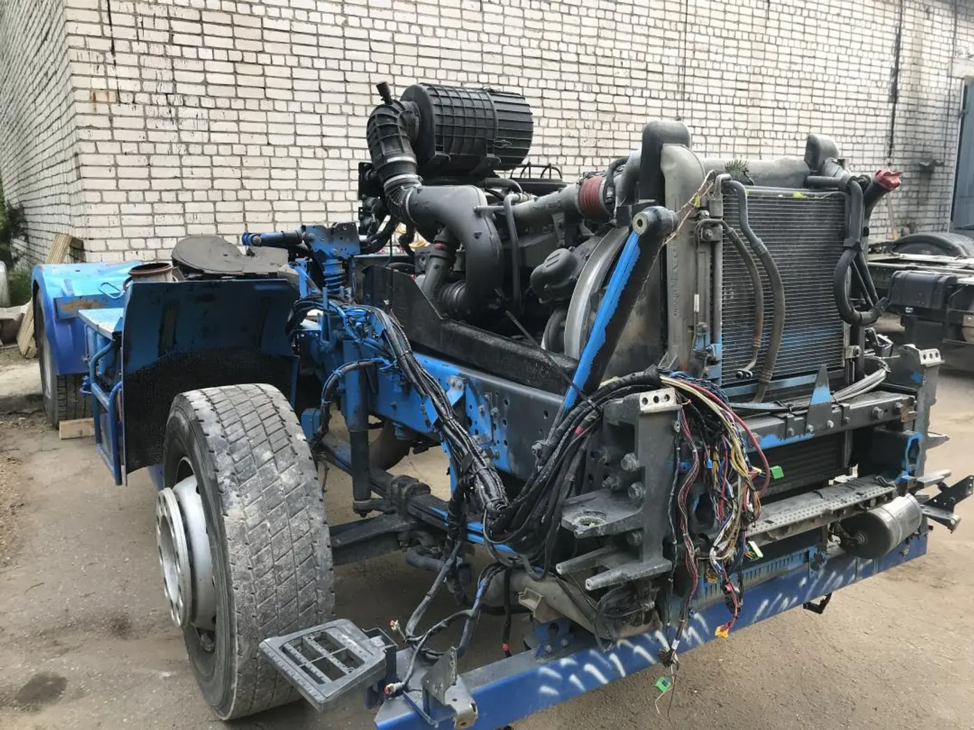 Авто на разбор DAF  2006