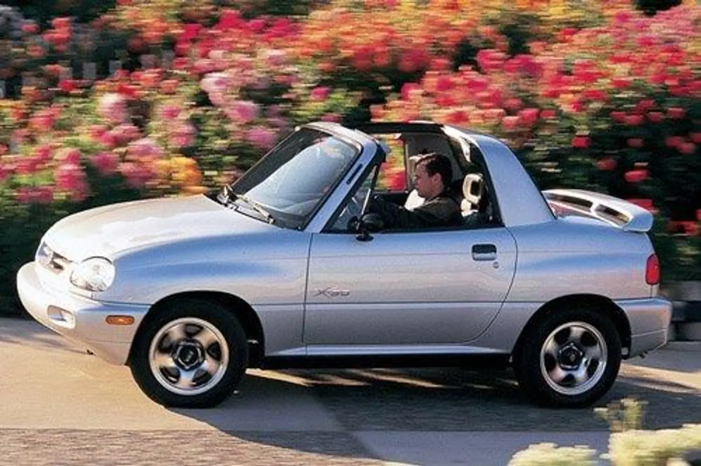 Suzuki X-90: что за неведома зверушка?