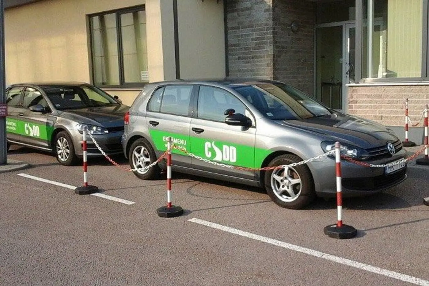 "Среди проверяющих есть негласный план - "завалить" 3-5 курсантов". Честное интервью с латвийским инструктором