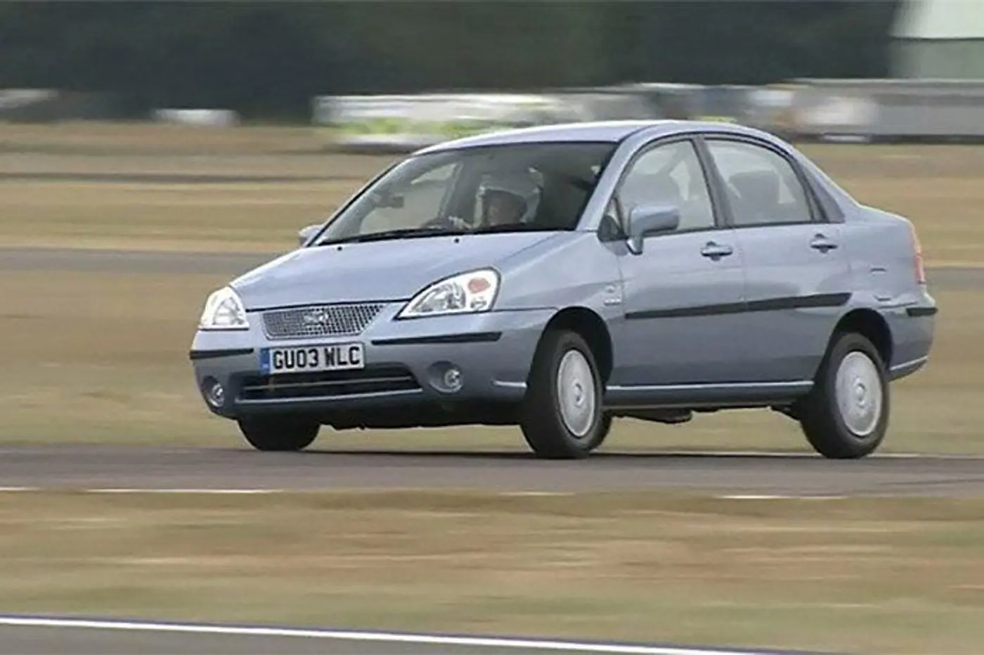 Suzuki Liana 4WD: вместо кроссовера?