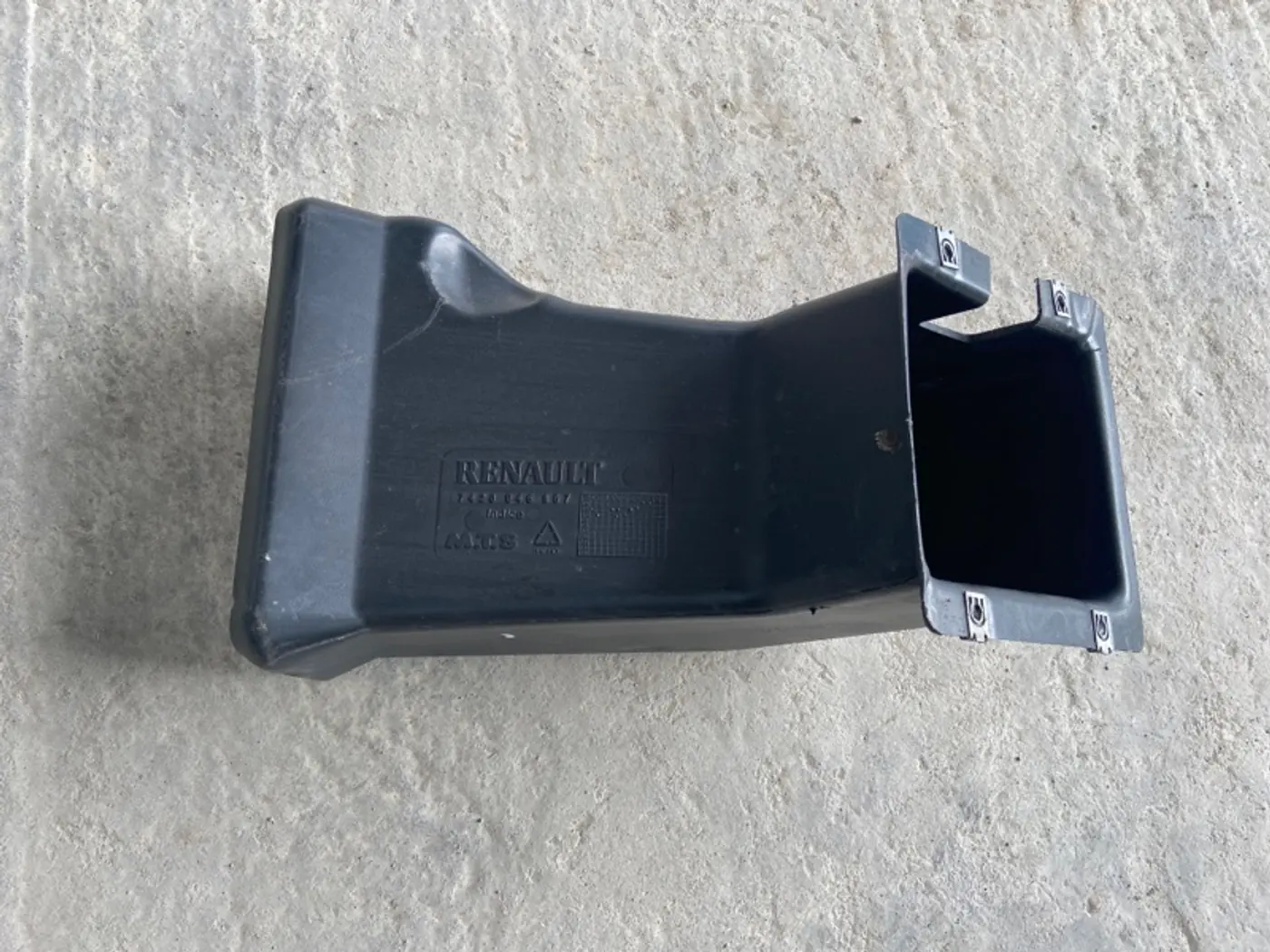 Патрубок к Renault Premium 2007