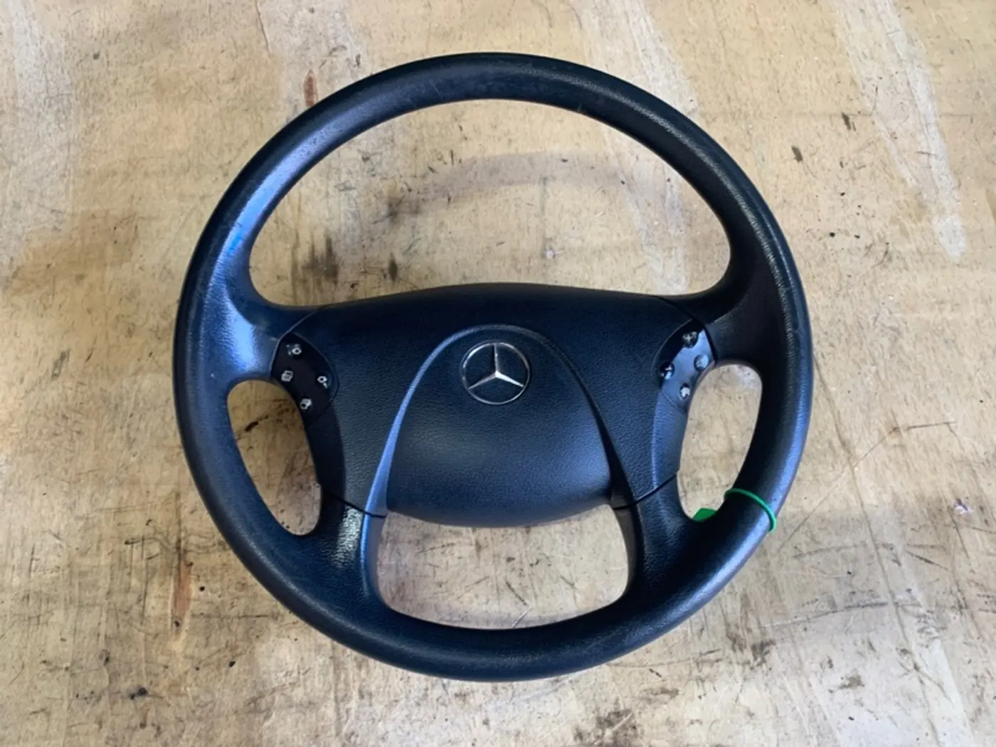 Руль к Mercedes-Benz Axor 2018