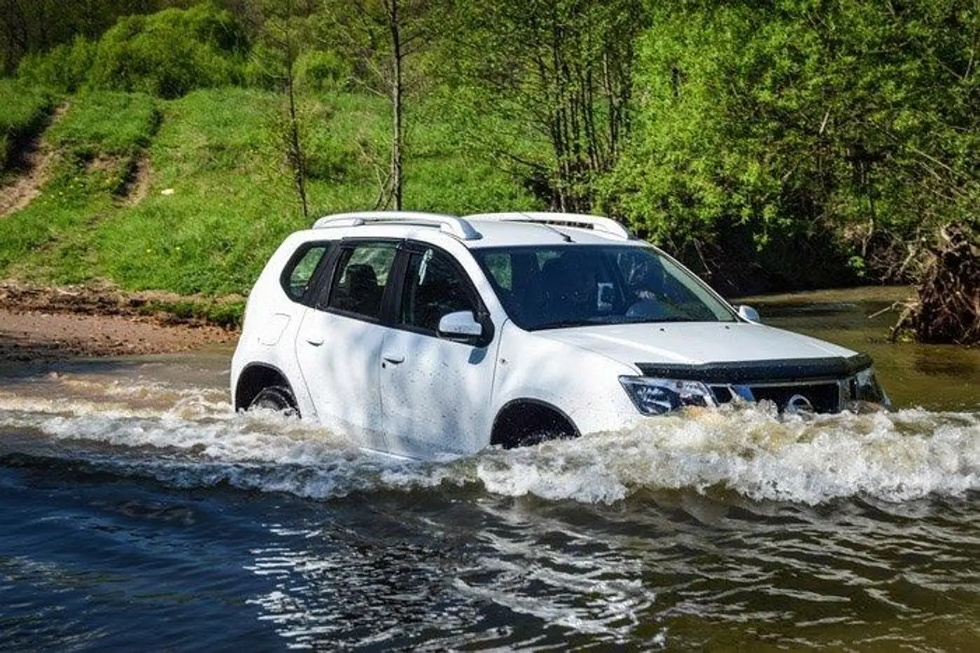Nissan Terrano: "автомат", полный привод и небольшие обновления