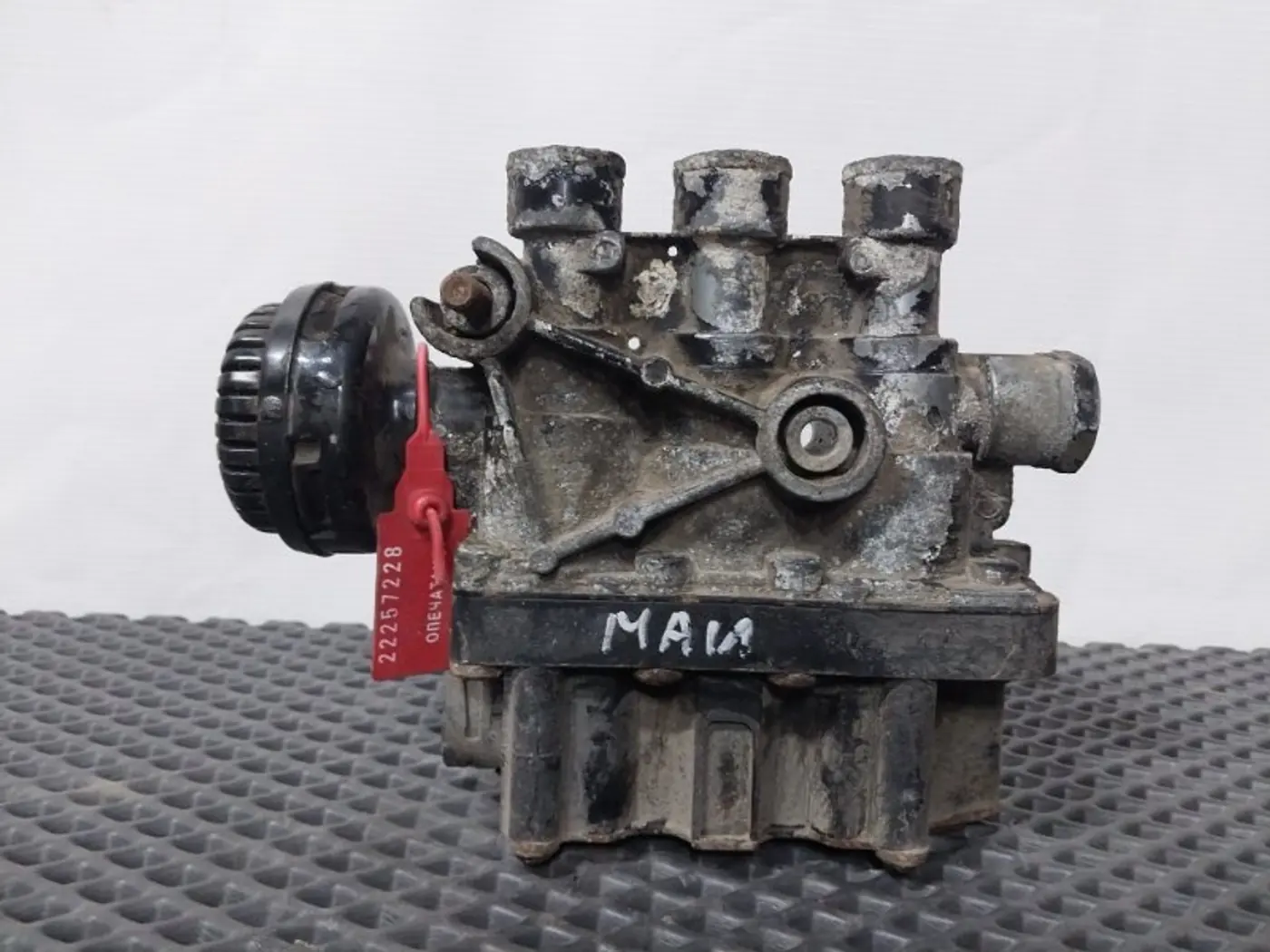 Клапан магнитный к MAN TGA 2007