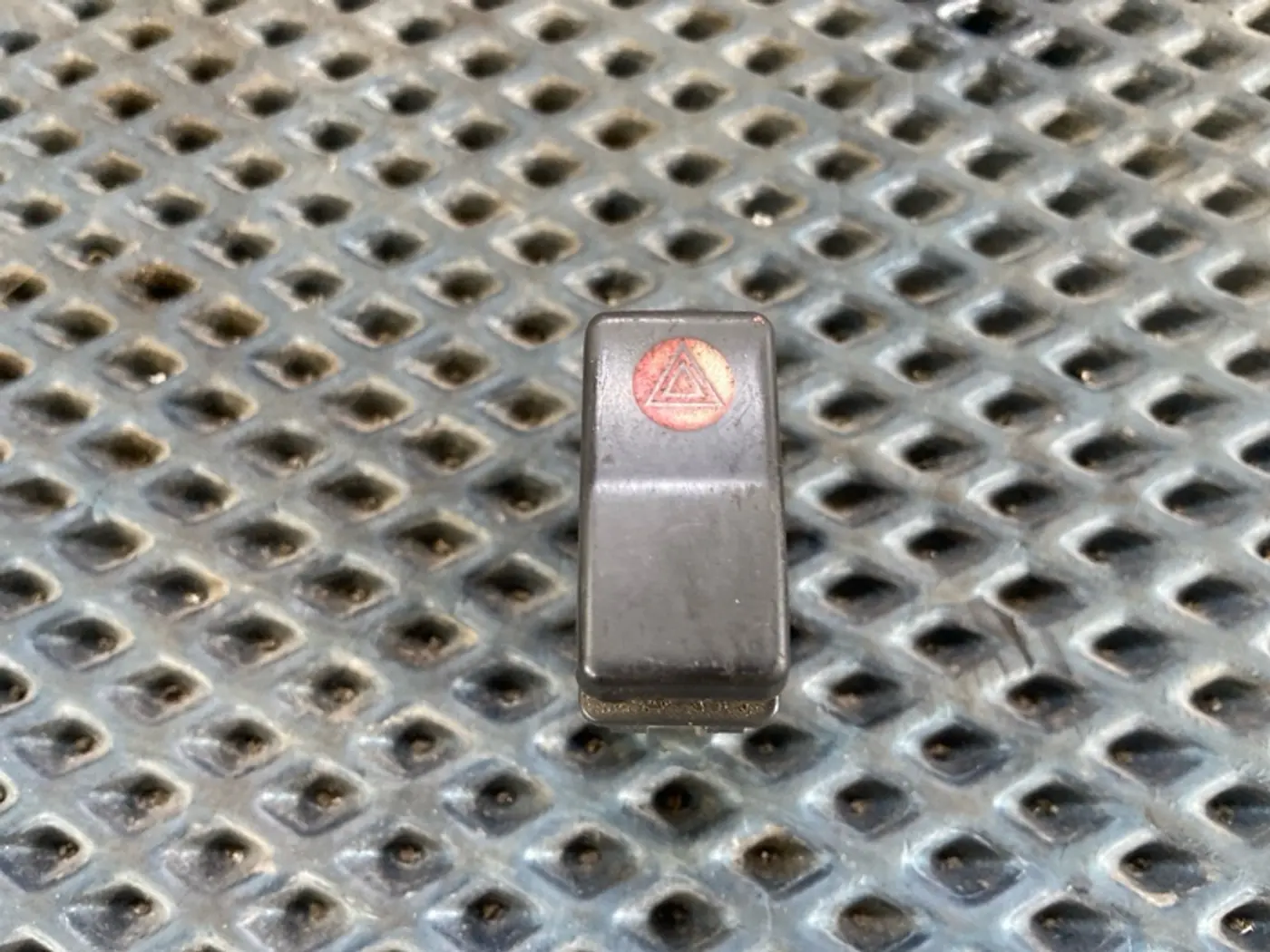 Кнопка  к Renault Premium 2007