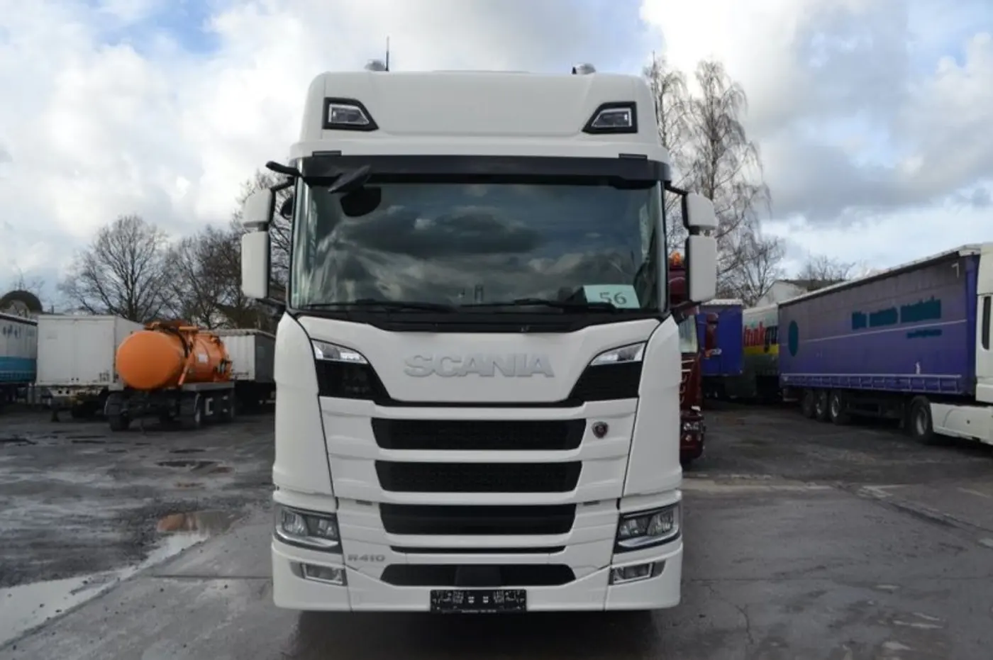 Стекло фары левое левое к Scania P-series 2025