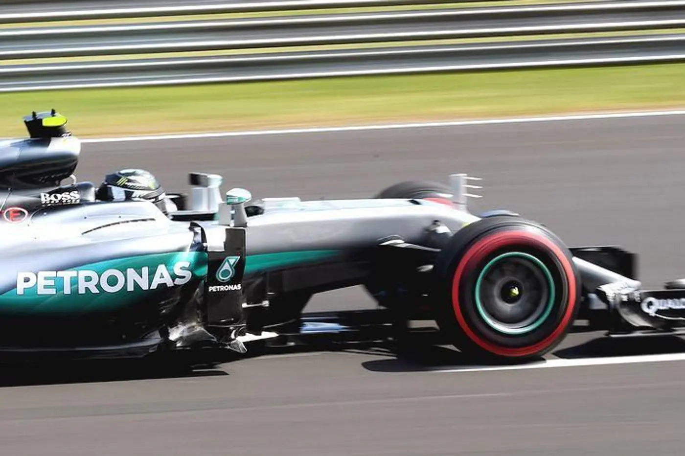 F1. GP Венгрии. Алонсо лишил поула Хэмилтона и подарил его Росбергу