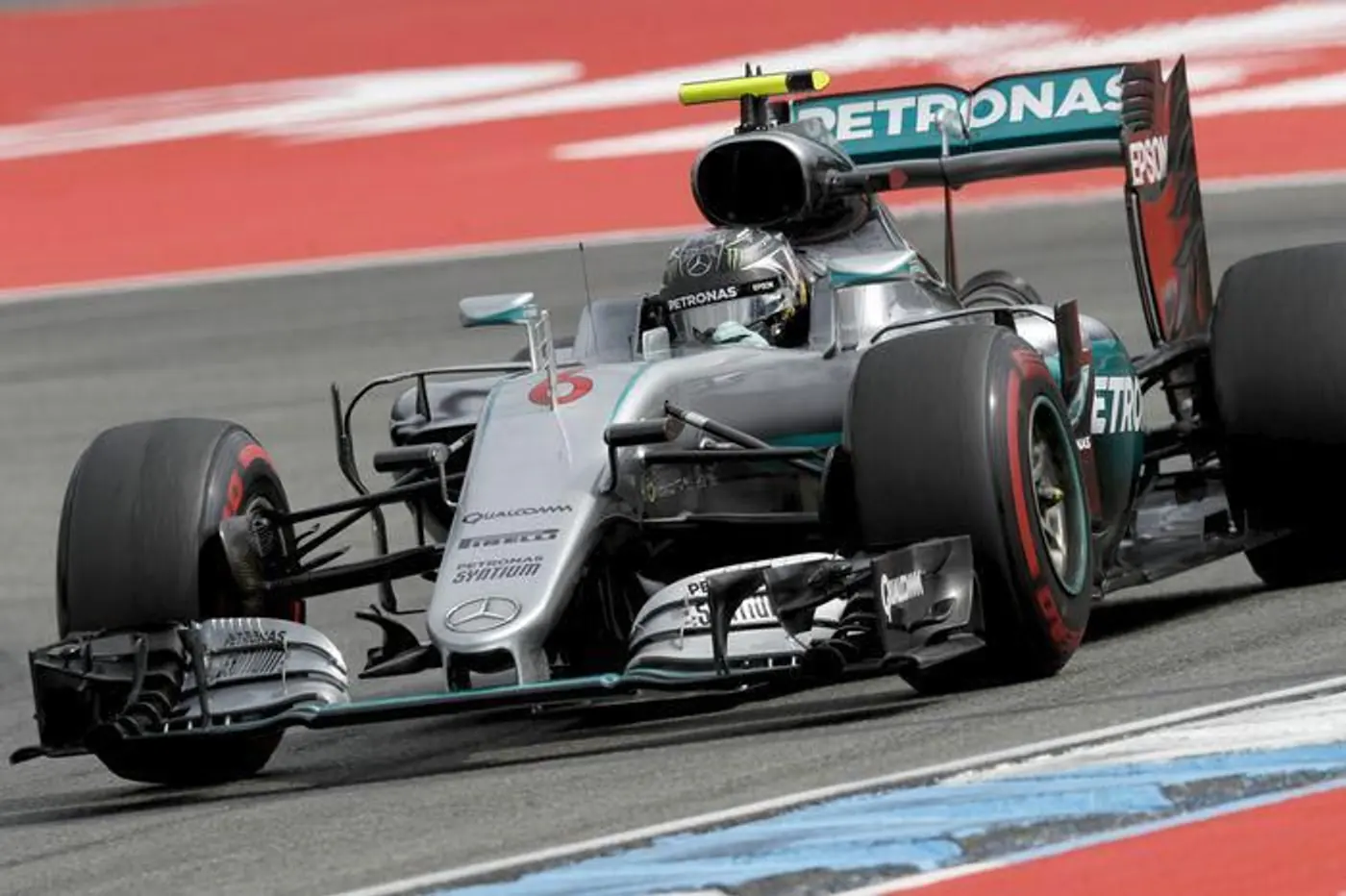 F1. GP Германии. Росберг вырывает поул у Хэмилтона! Red Bull нокаутирует Ferrari
