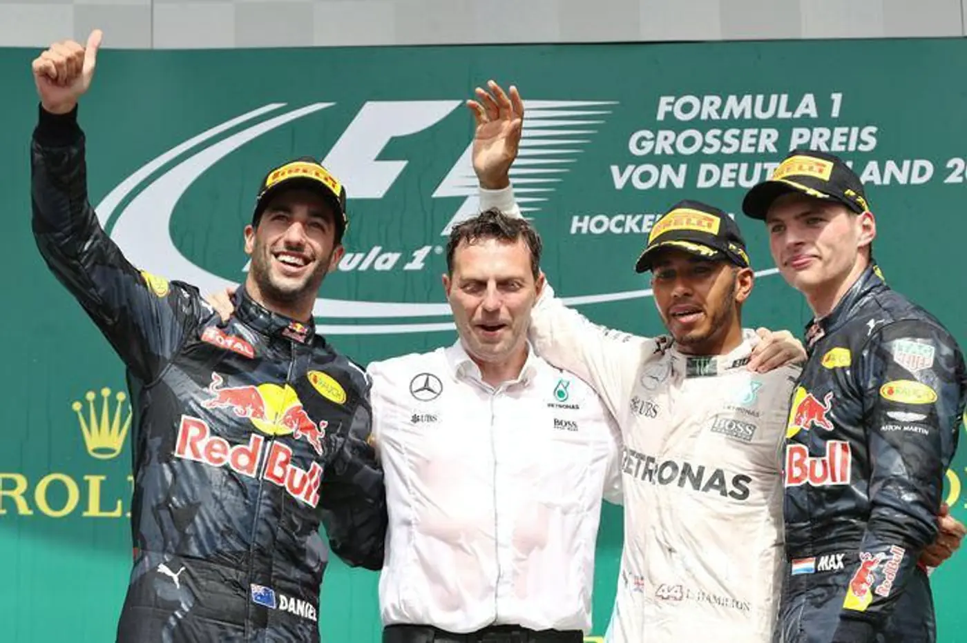 F1. GP Германии. "Красные быки" задали жару "Серебряным стрелам"!