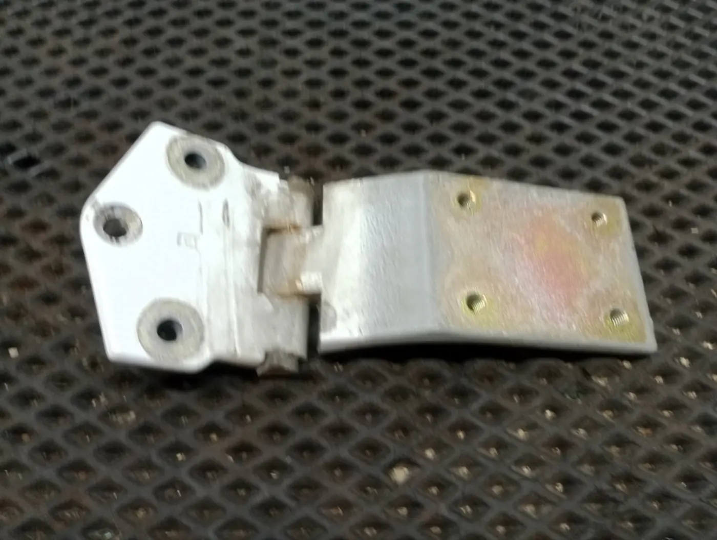 Петля двери к DAF XF 106 2007