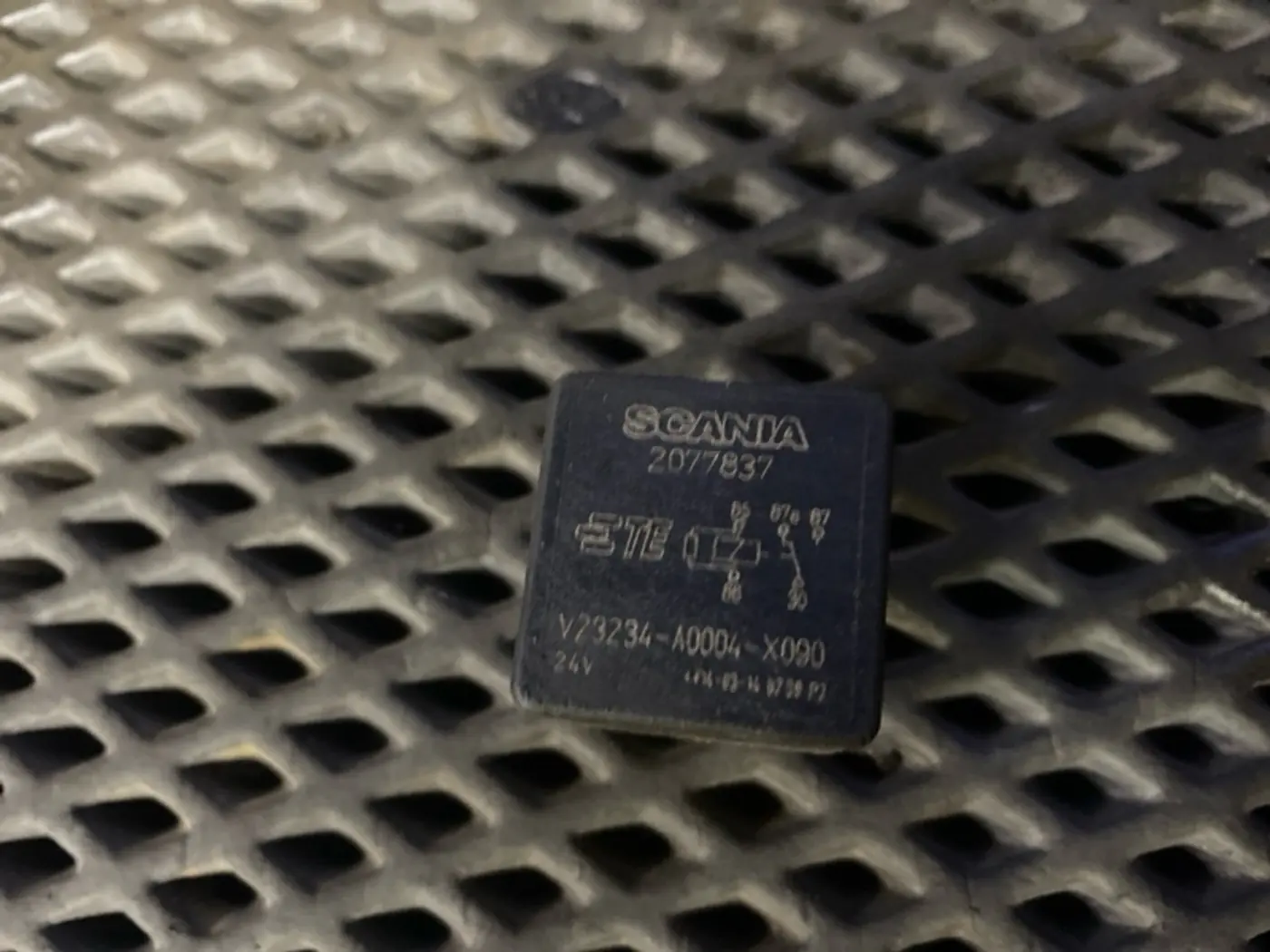 Реле к Scania P-series 2007