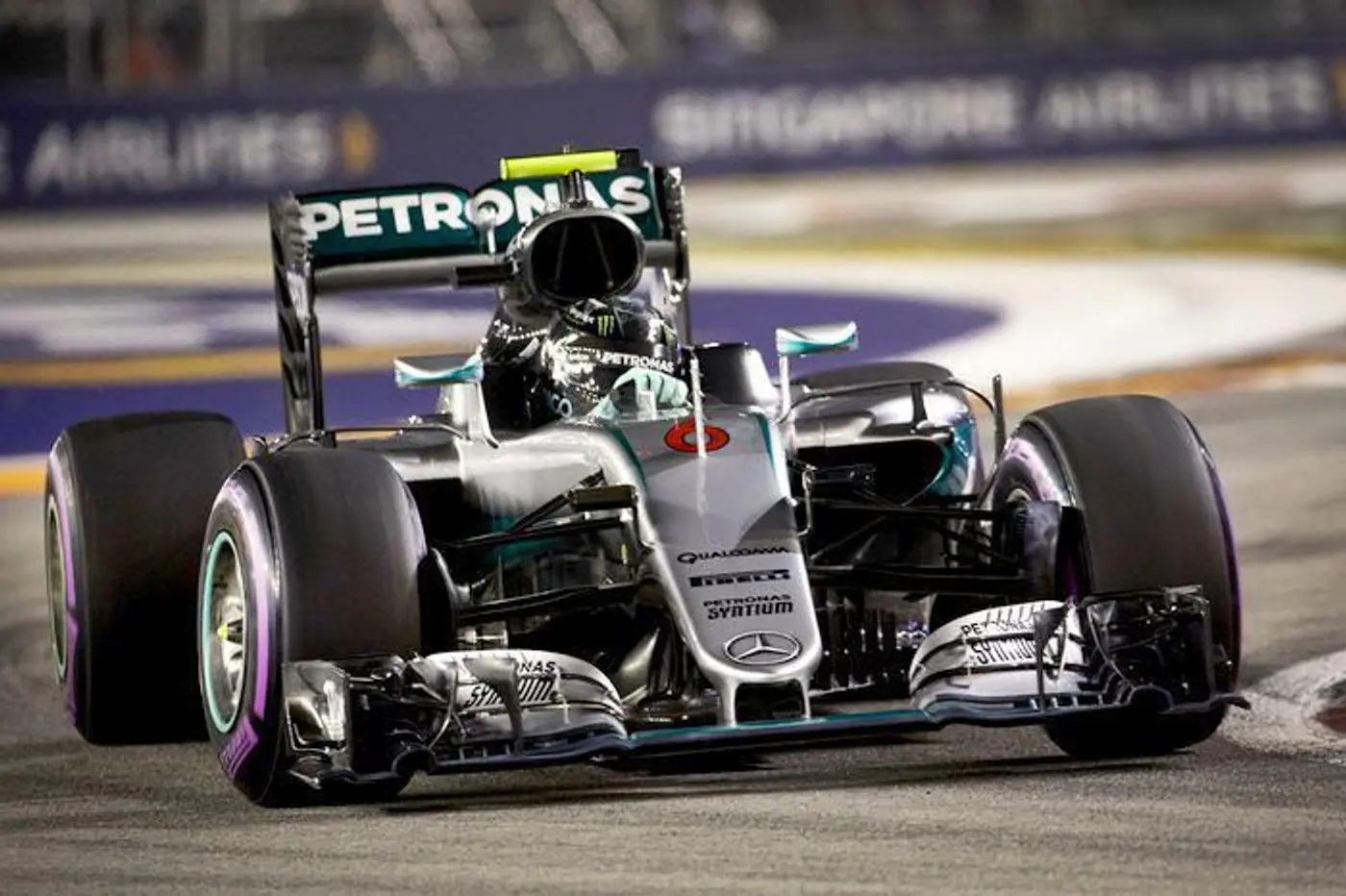 F1. GP Сингапура. Нико Росберг побеждает и снова выходит в лидеры чемпионата!