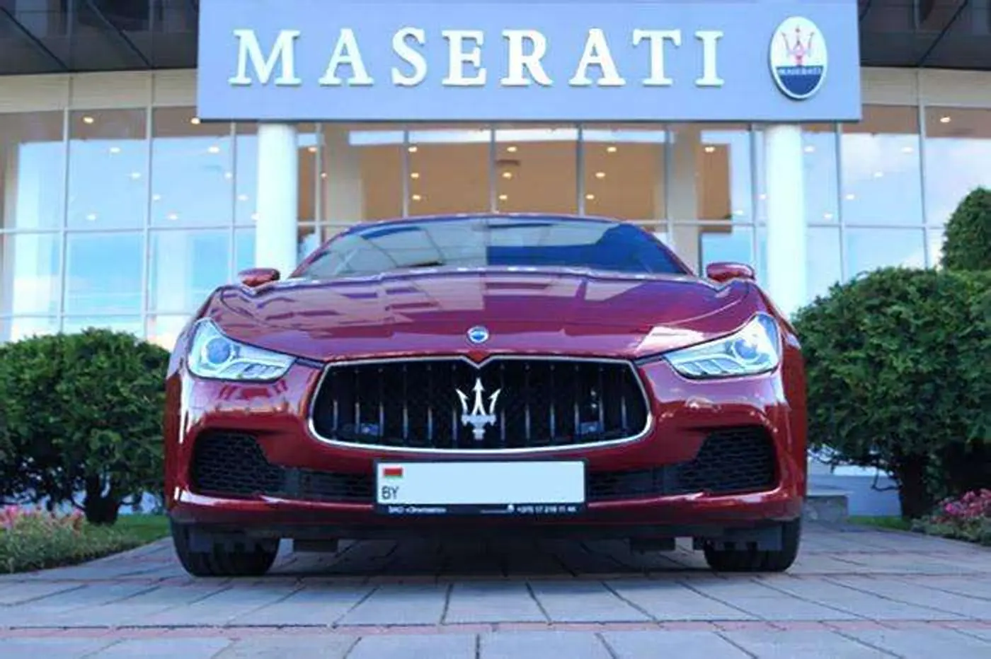 Maserati Ghibli: страсть, грохот, драйв