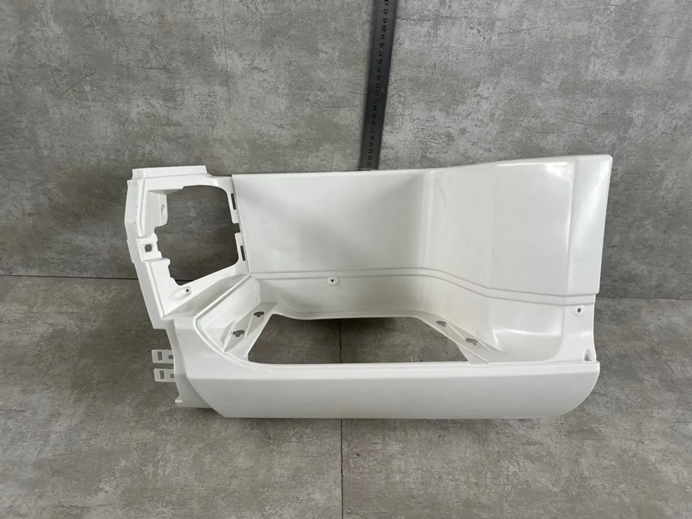 Подножка нижняя левая к DAF XF 106 2007