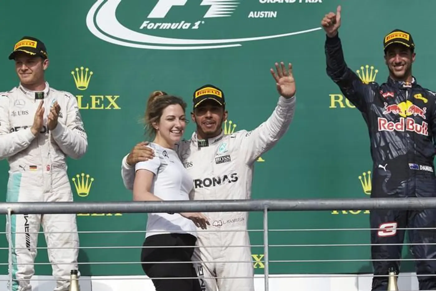 F1. GP США. Хэмилтон побеждает и предупреждает Росберга: вся борьба еще впереди!