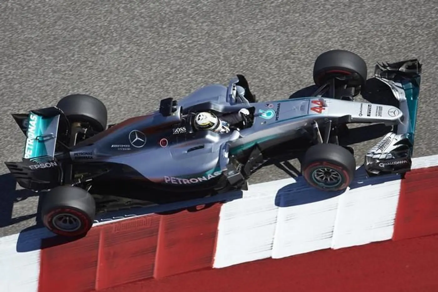 F1. GP США. Хэмилтон впервые выигрывает квалификацию в Остине. Сможет ли он теперь выиграть гонку?