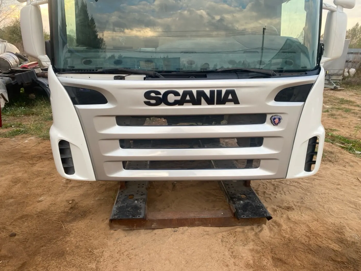 Капот в сборе к Scania Pro-622 2012