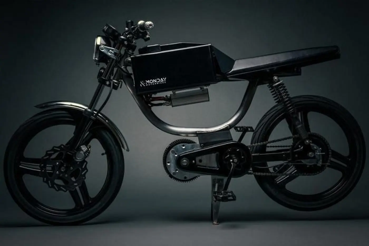 Американская Monday Motorbikes выпустила новый электробайк M1