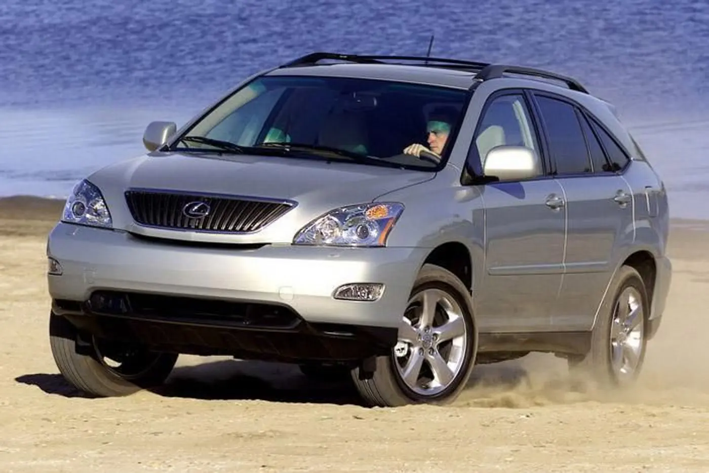Lexus RX II, который уже можно купить за 10 тысяч долларов: неожиданно капризен