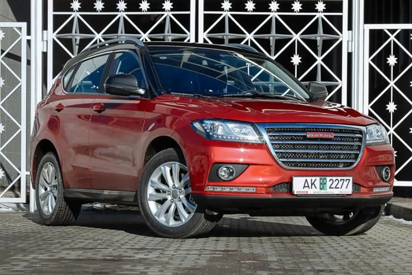 Народ за Haval? Тест-драйв премиального "китайца" Haval H2, который дороже некоторых конкурентов
