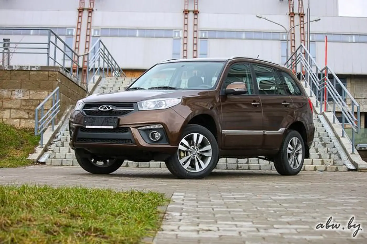 Не последнее китайское предупреждение. Тест-драйв обновленного Chery Tiggo 3