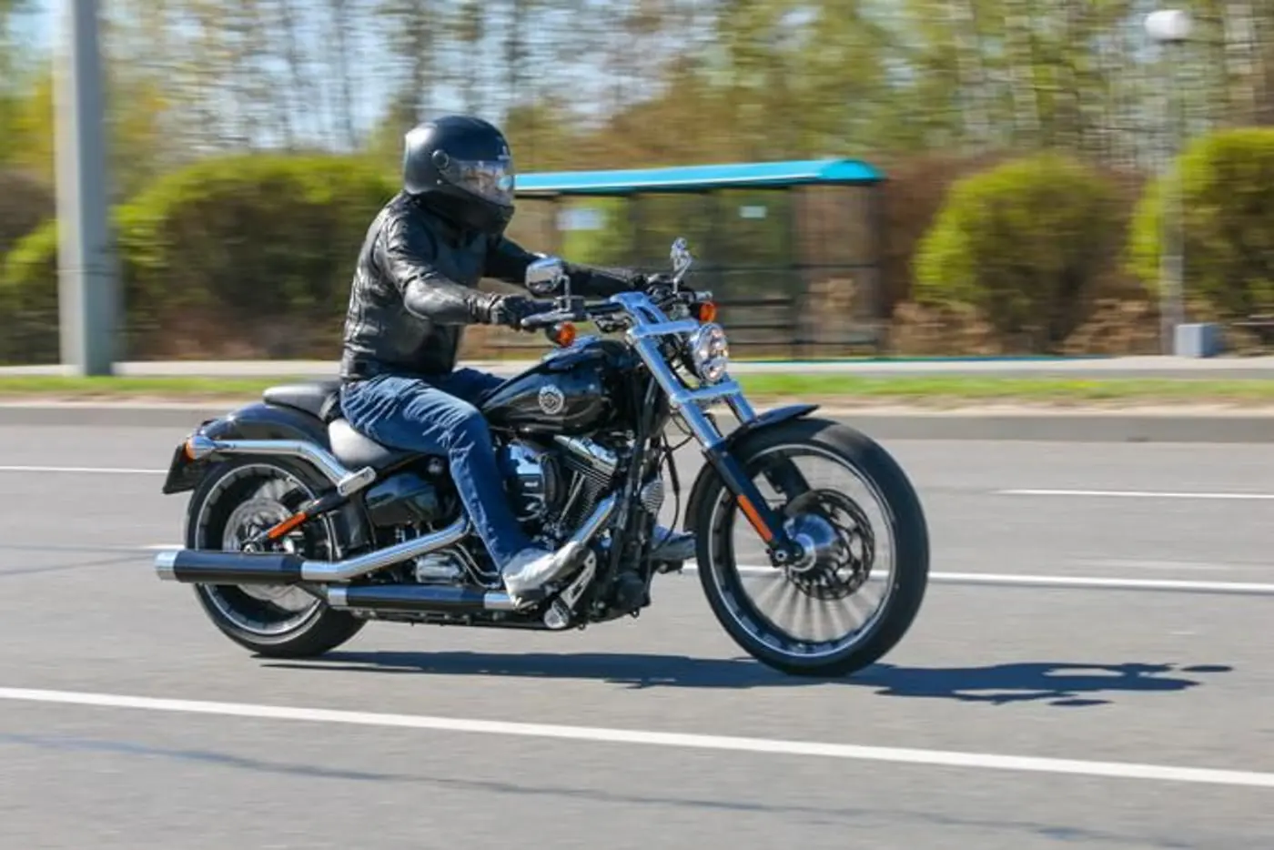 Мотоцикл по цене трех "бюджетников". Тест-драйв Harley-Davidson Softail Breakout
