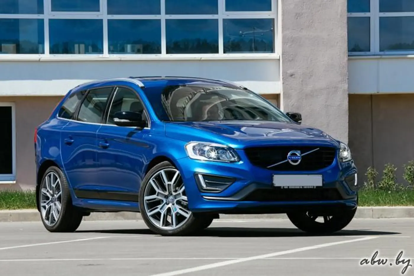 Volvo XC60: время... преображаться?