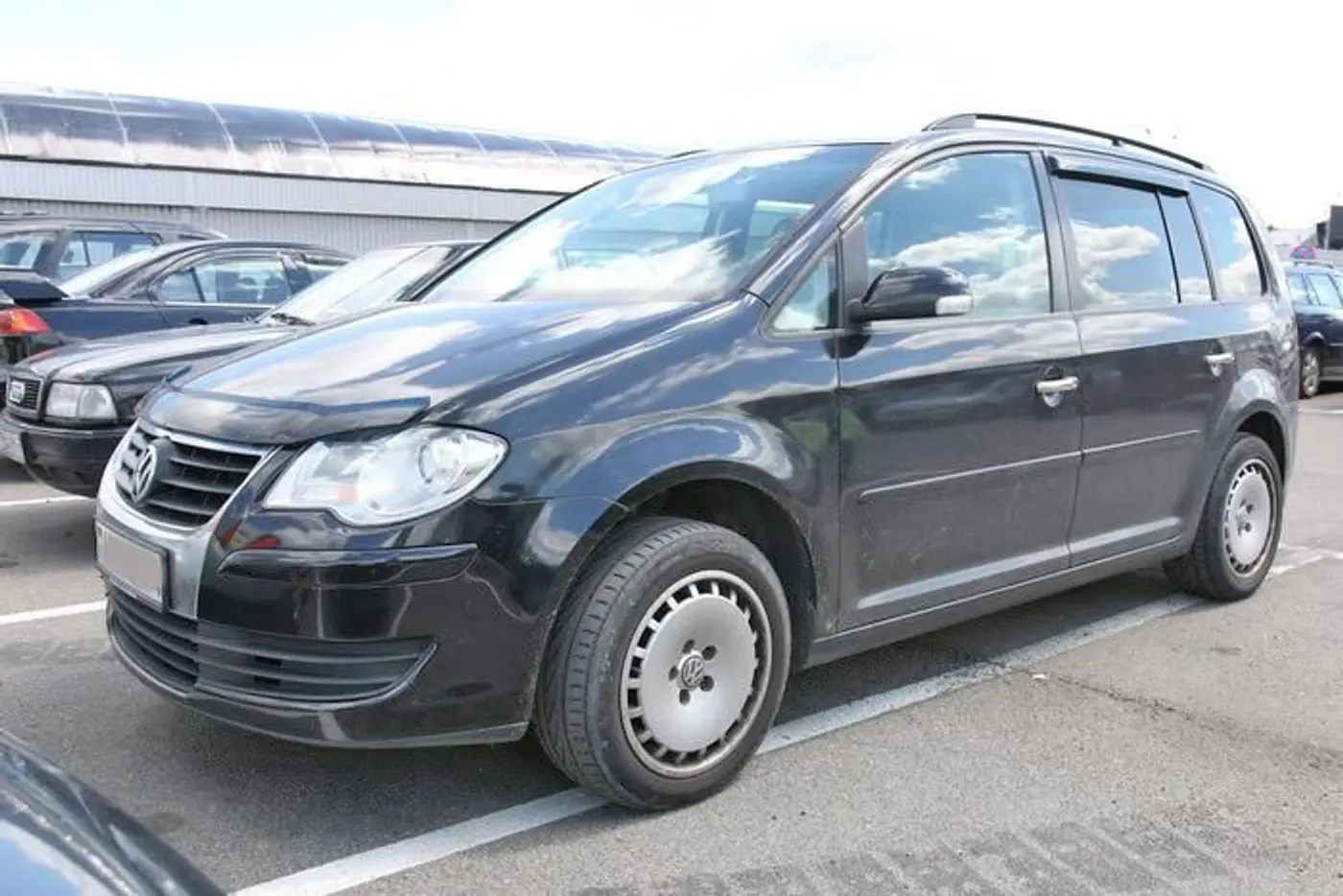 "Кузов слабый. Этим Volkswagen разочаровал". Мнение владельца VW Touran