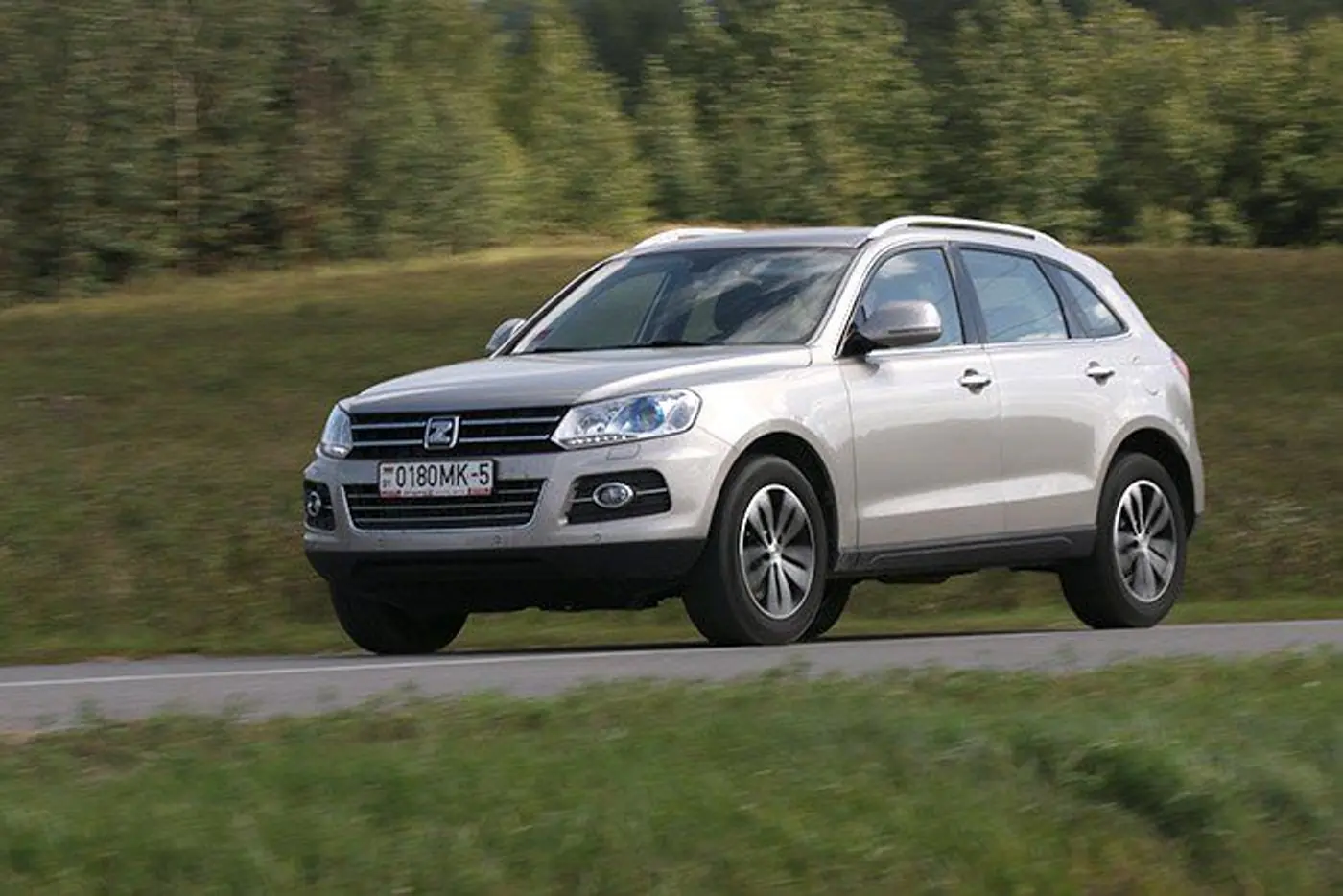 "Эволюшн" для директора? Тест-драйв Zotye T600 белорусской сборки с двухлитровым турбомотором