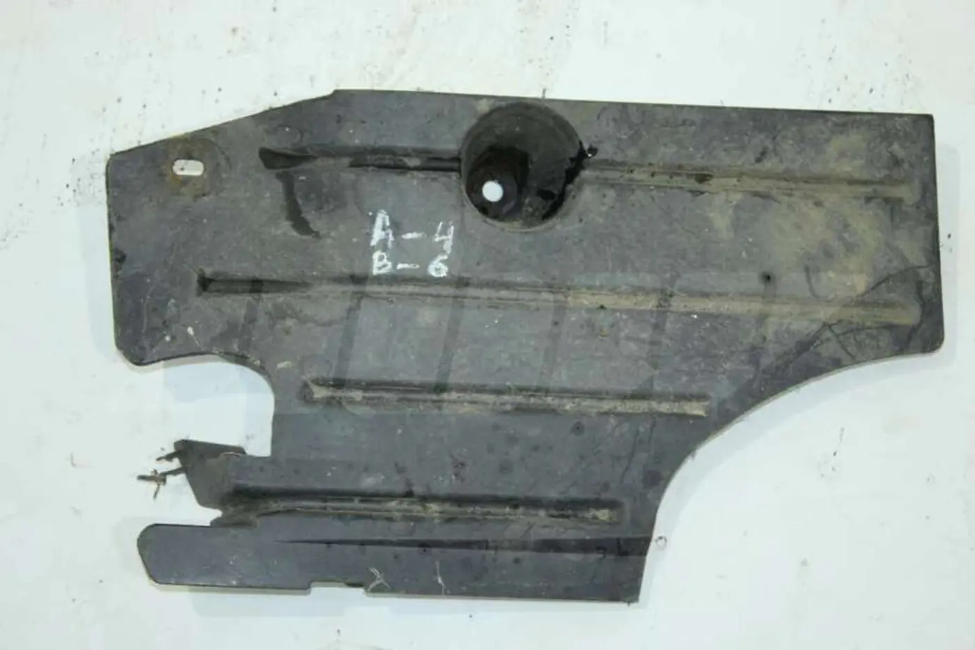 Защита двигателя к Audi A4 2002