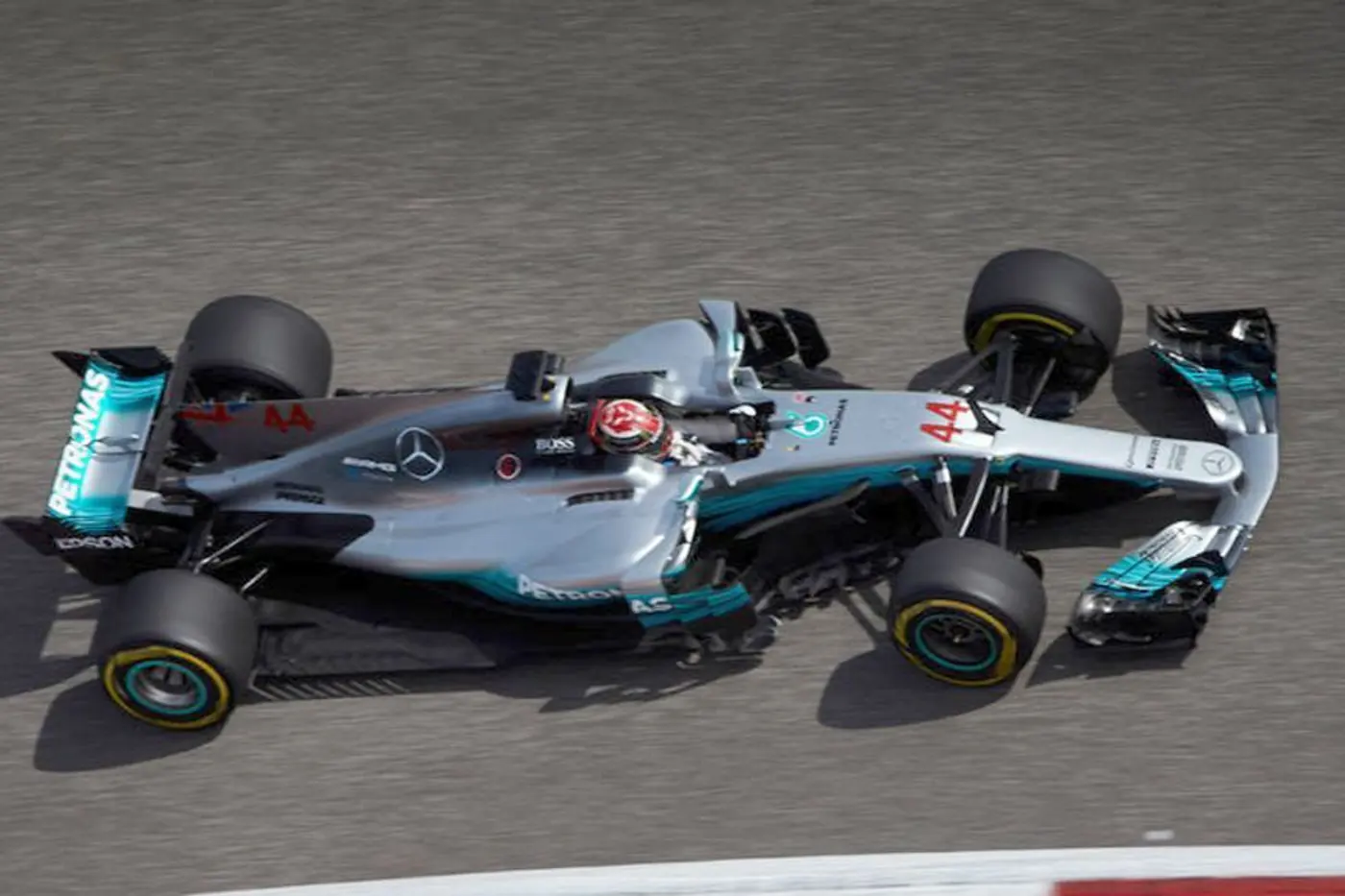 F1. GP США. Хэмилтон на поуле, но Феттель обещает отыграться в гонке