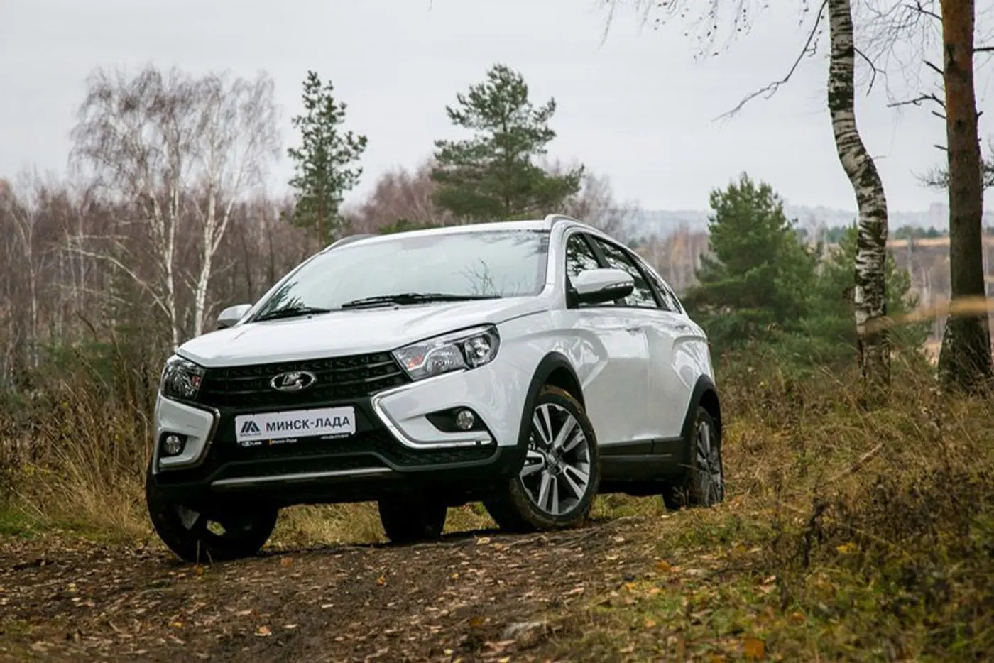 Первый белорусский тест-драйв Lada Vesta SW Cross: оправданна ли истерия?