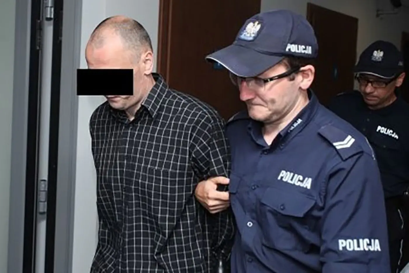Белорусский рэкетир осужден за убийство пожилой женщины, совершенное в 90-х