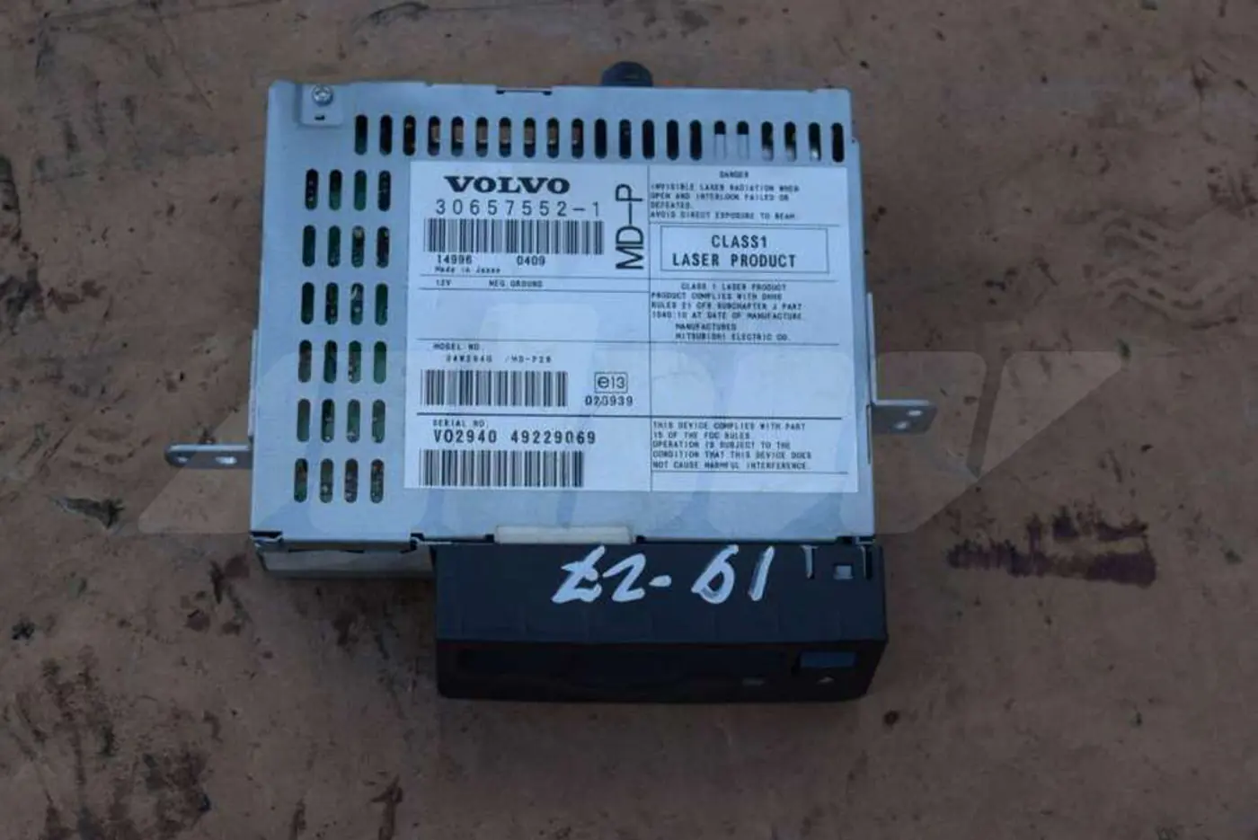 CD-чейнджер к Volvo XC90 2004
