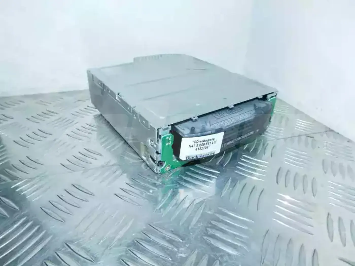 CD-чейнджер к BMW  2010