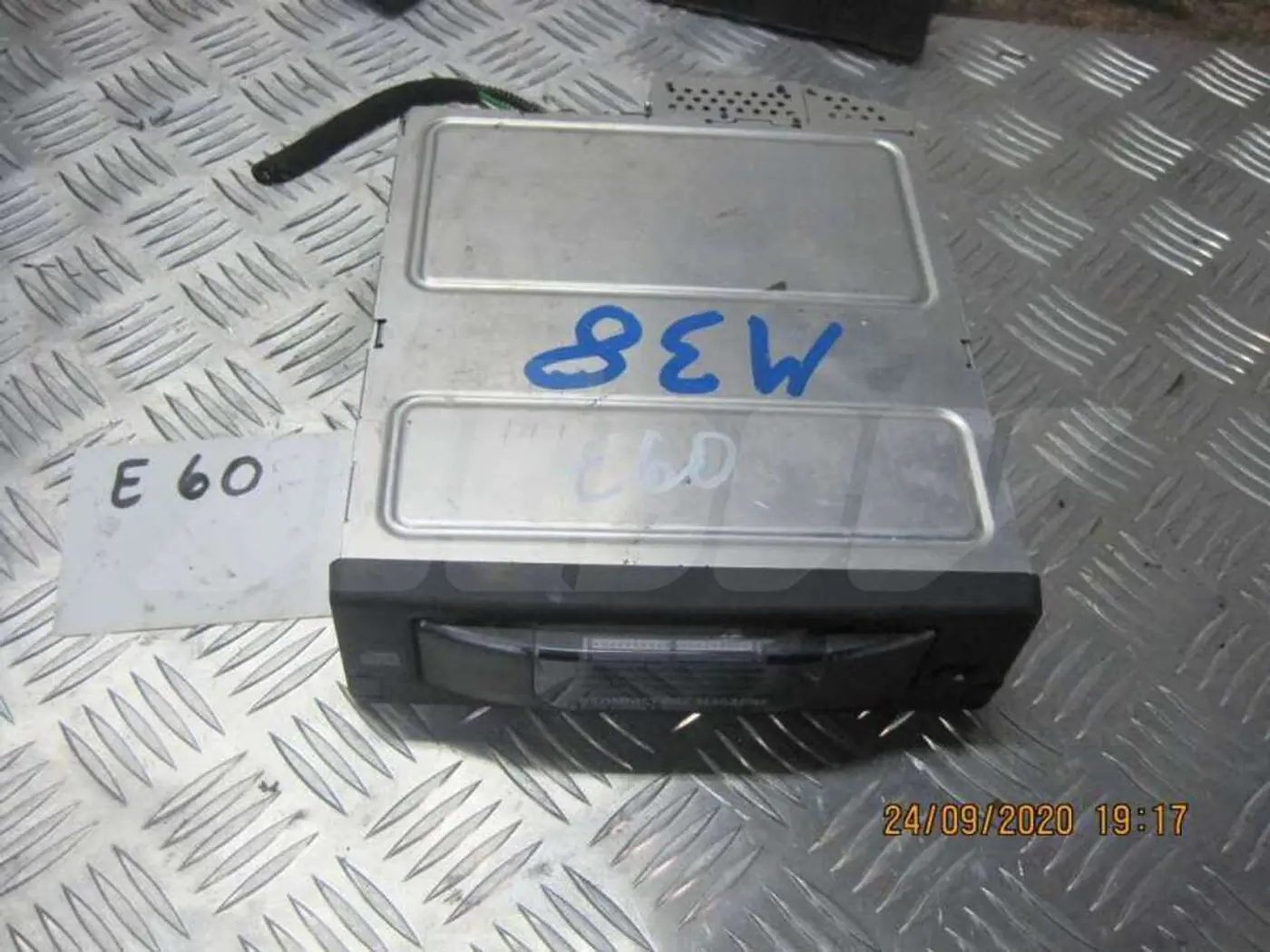 CD-чейнджер к BMW 5 2007