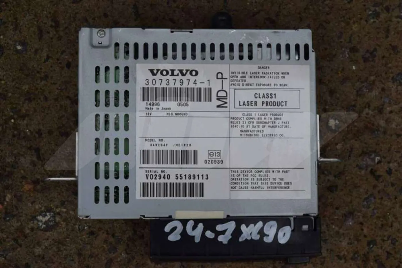 CD-чейнджер к Volvo XC90 2005