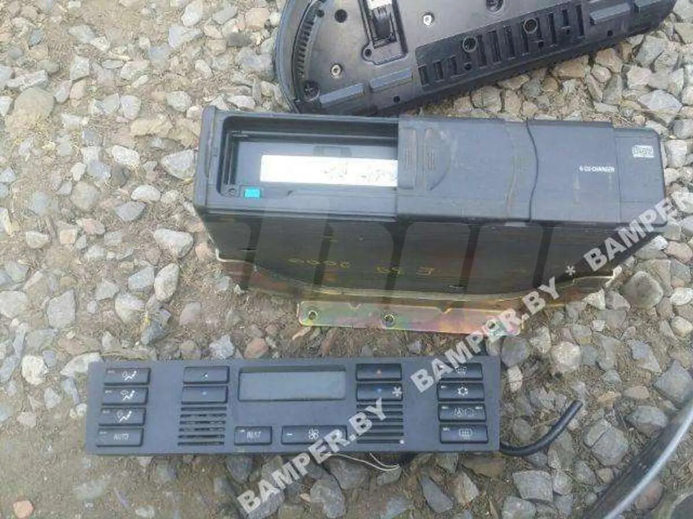 CD-чейнджер к BMW 5 2000
