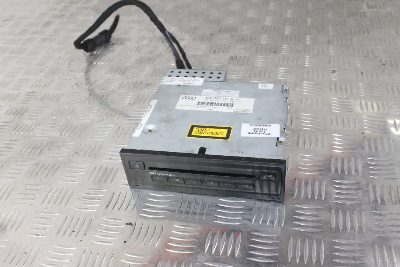 CD-чейнджер к Audi A6 2005