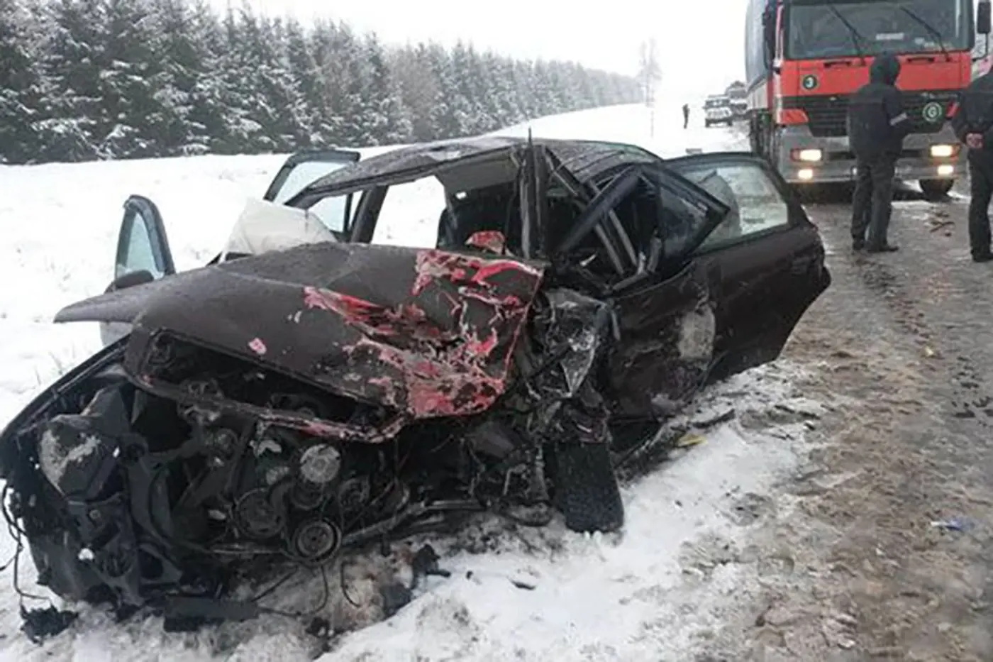Водитель легкового автомобиля погиб в лобовом ДТП под Чериковом (обновлено)